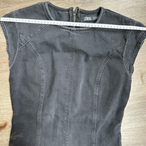Zara dress - Picture 2 of 7